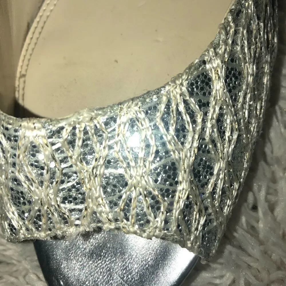 Enzo Angiolini shoe.